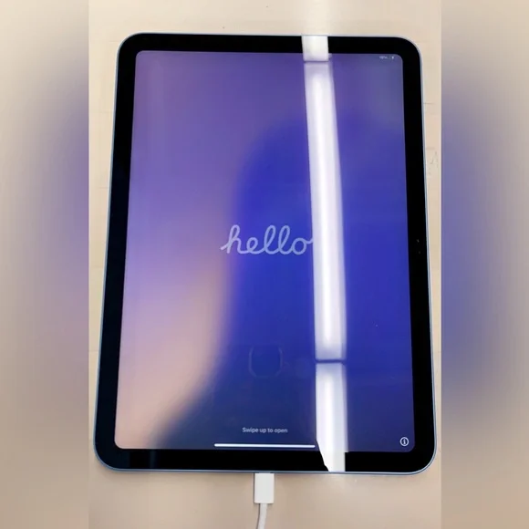 Blue
10th Generation - Picture 3 of 4